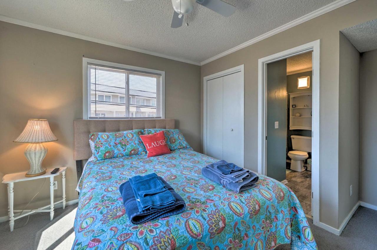 Condo With Balcony And Pool Walk To 2 Beach Accesses! Carolina Beach Exteriér fotografie