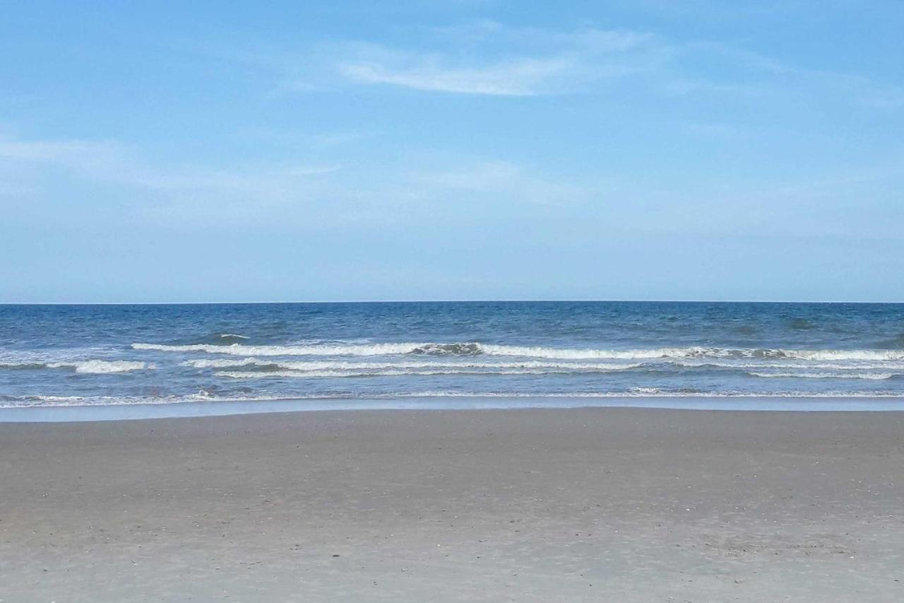 Condo With Balcony And Pool Walk To 2 Beach Accesses! Carolina Beach Exteriér fotografie